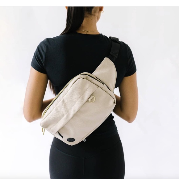 Tushbaby -The Pack Cream - Picture 2 of 5